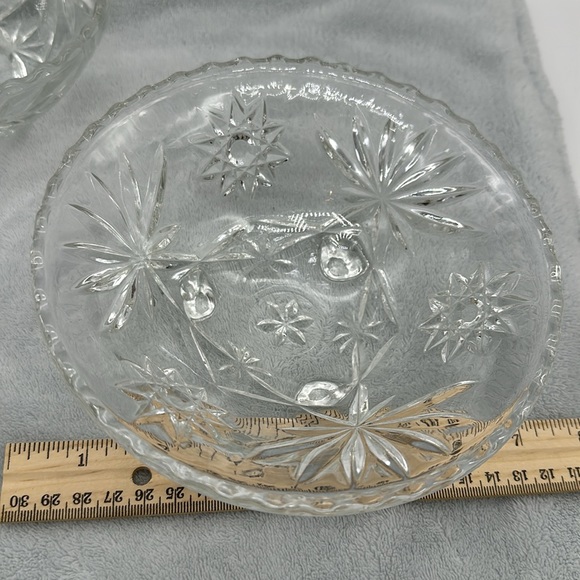 Anchor Hocking Vintage Heavy Cut Pressed Glass Candy Dish Bundle of (Two) - Picture 2 of 8